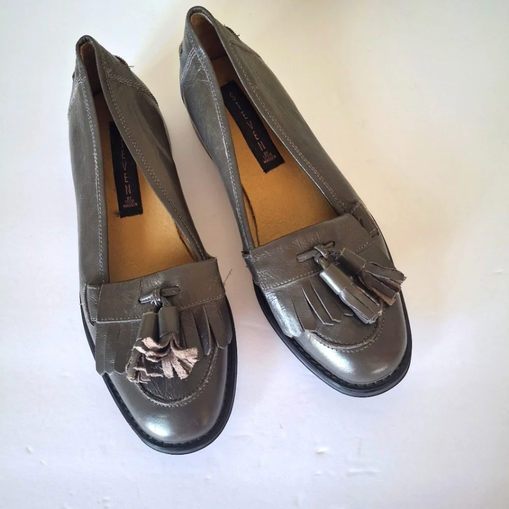 Steven By Steve Madden 8 Gray Tasseled Grey Leather Loafers New - Picture 9 of 10